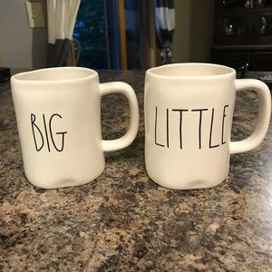 Rae Dunn mug set